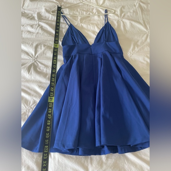 Lulu’s party mini dress - Picture 3 of 9